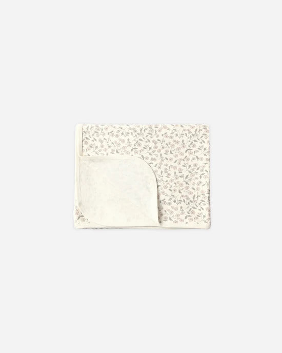 Swaddle Floret - Ivory | Quincy Mae
