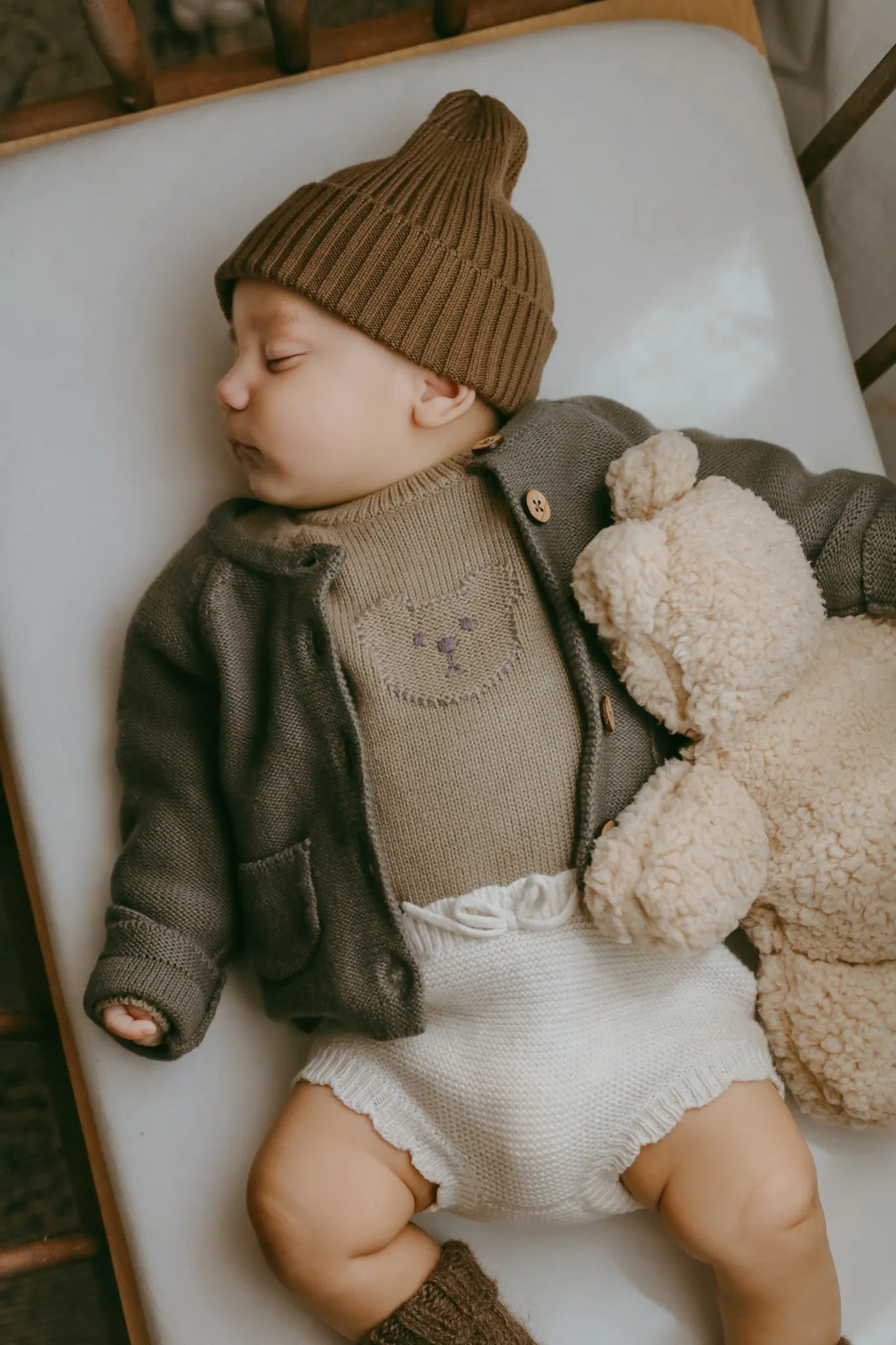 Ethan Jumper - Woodsmoke | Jamie Kay