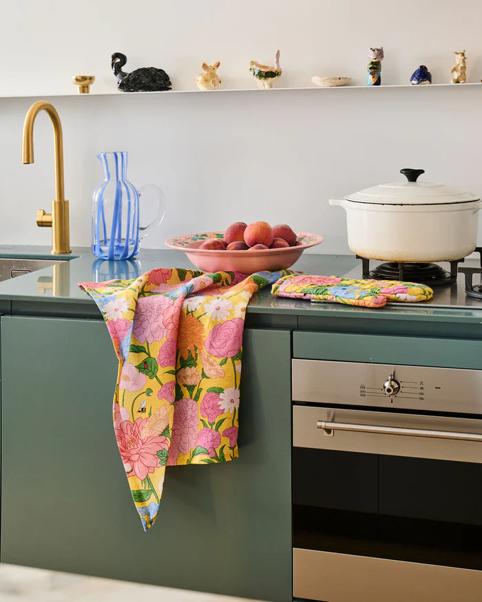 Follow The Sun Yellow Oven Mitt One Size | Kip & Co
