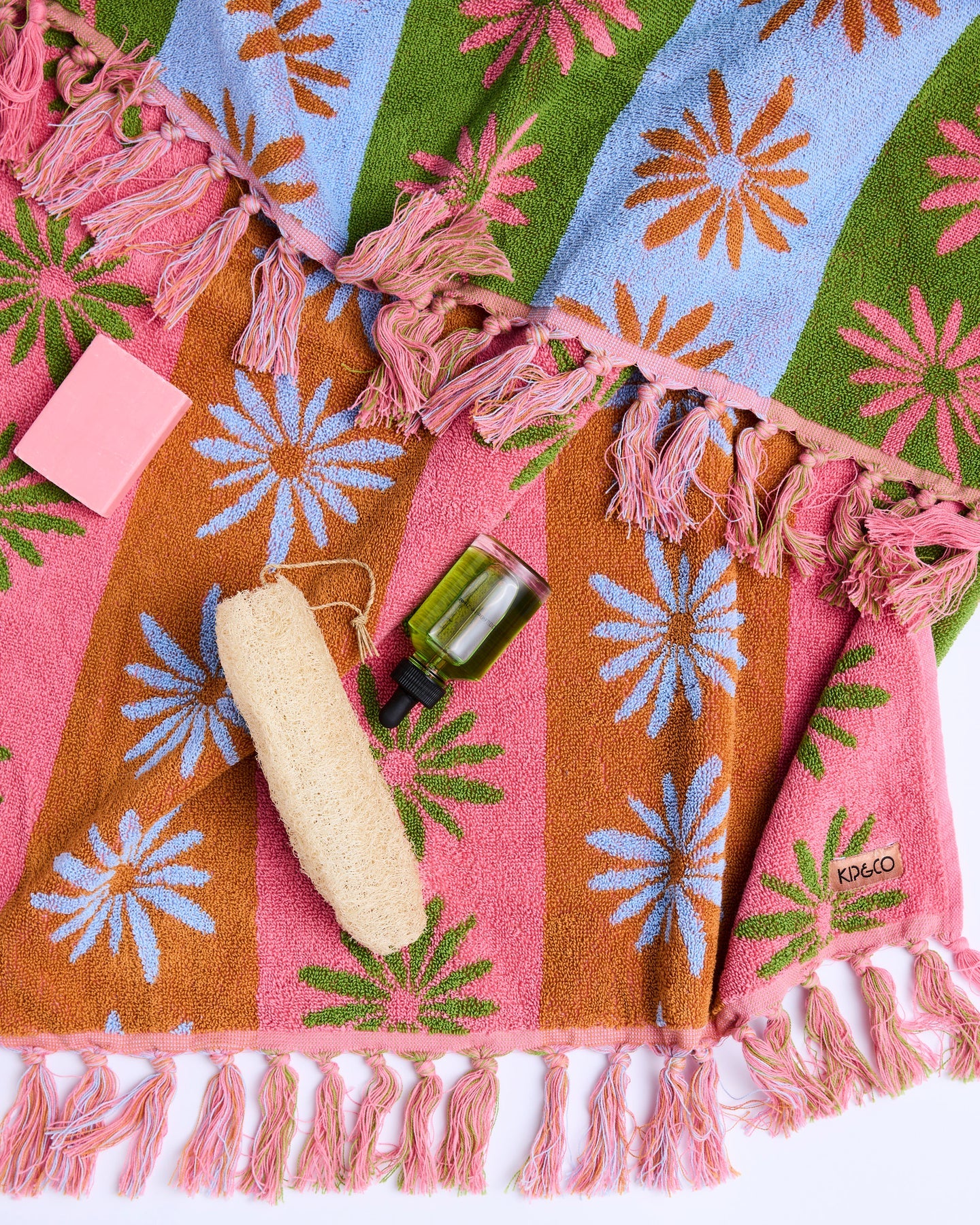 Little Daisy Terry Bath Sheet | Kip & Co