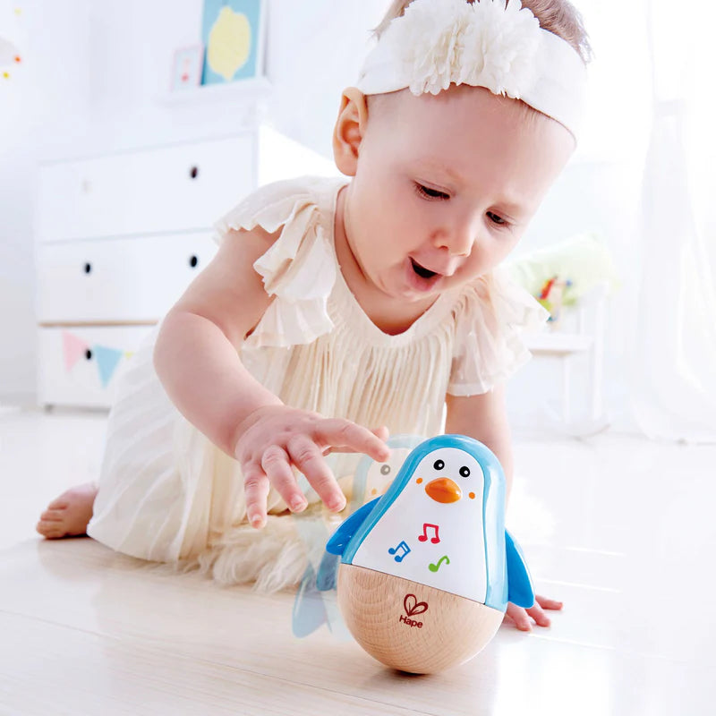 Penguin - Musical Wobbler | Hape
