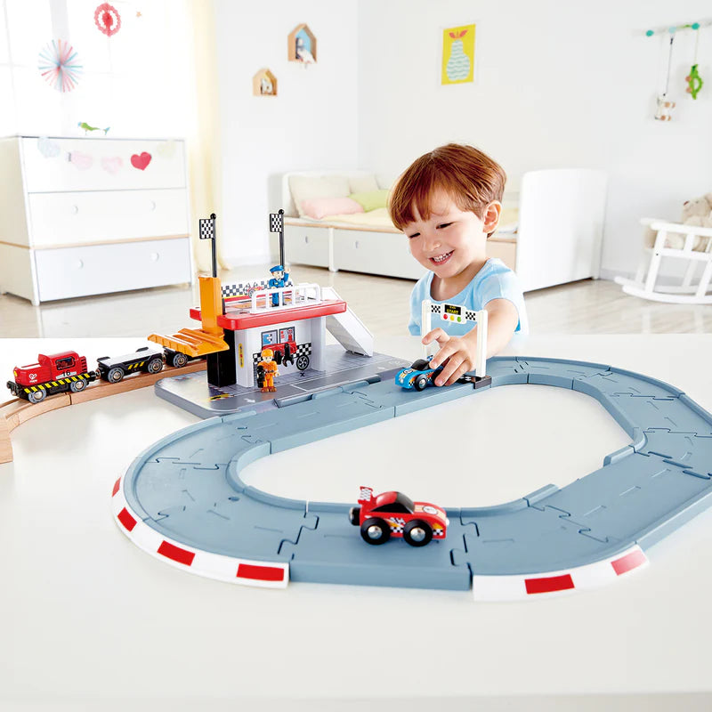 Race Track Station | Hape