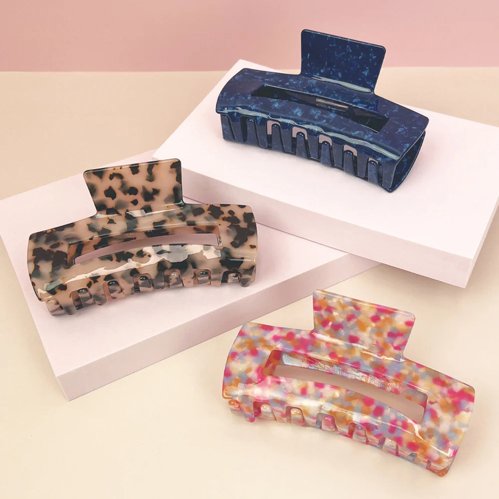 Jumbo Tamed Hair Claw - Tortoiseshell | Annabel Trends