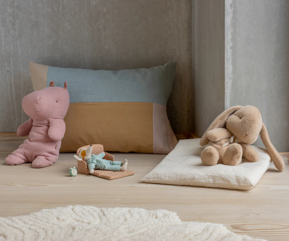 Bunny Plush Medium - Cream Peach | Maileg
