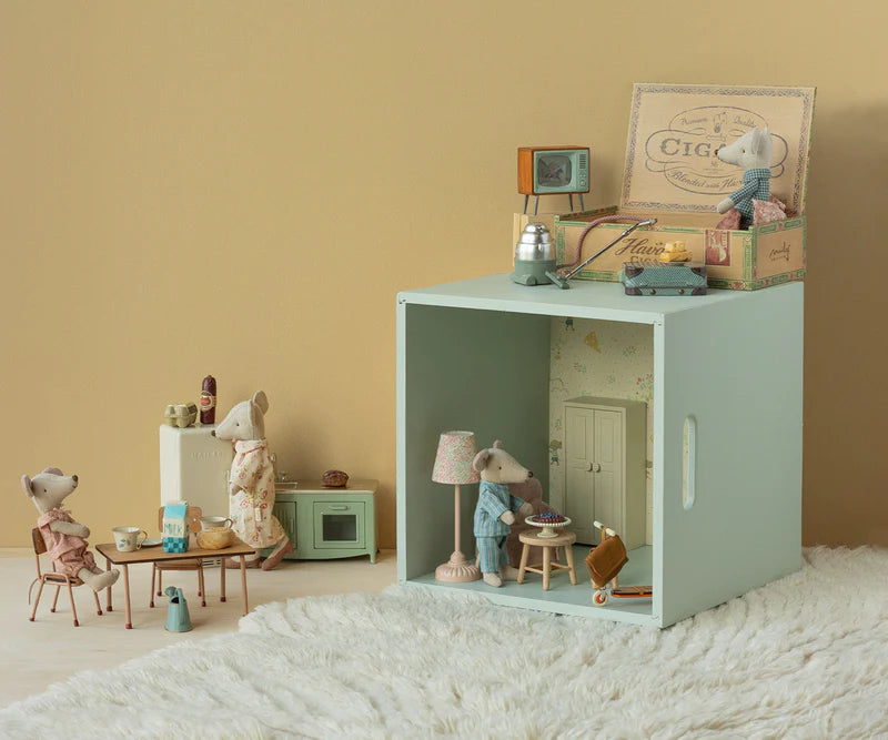 Grandma and Grandpa Mice in Cigarbox | Maileg