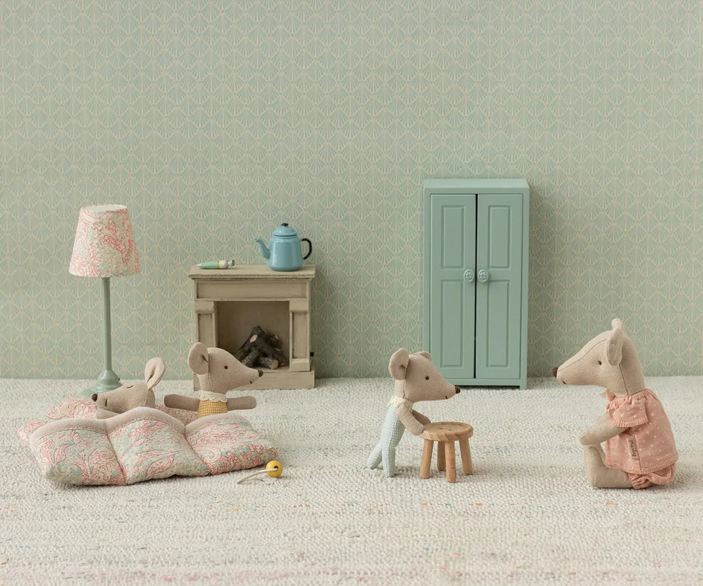 Triplets Baby Mice in Matchbox Checker | Maileg