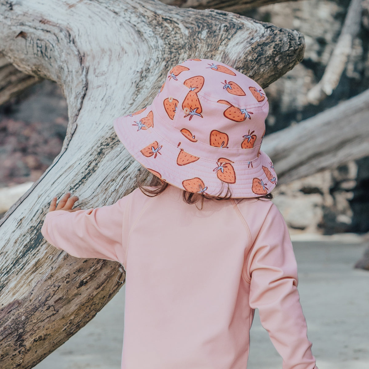 Reversible Bucket hat || Strawberry Splash | Crywolf