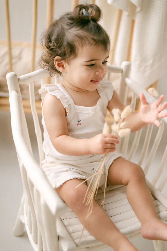 Cherry Ruffle Set | Natural | Aster & Oak