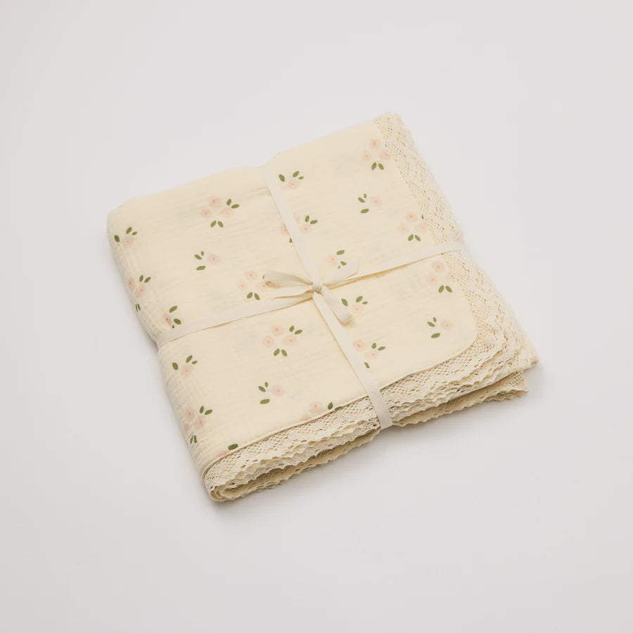 Organic Muslin Blanket - Daisy with Lace | Over The Dandeli
