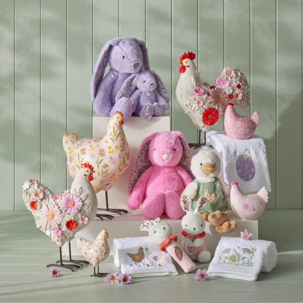 Cher Sculpture | Pilbeam Living