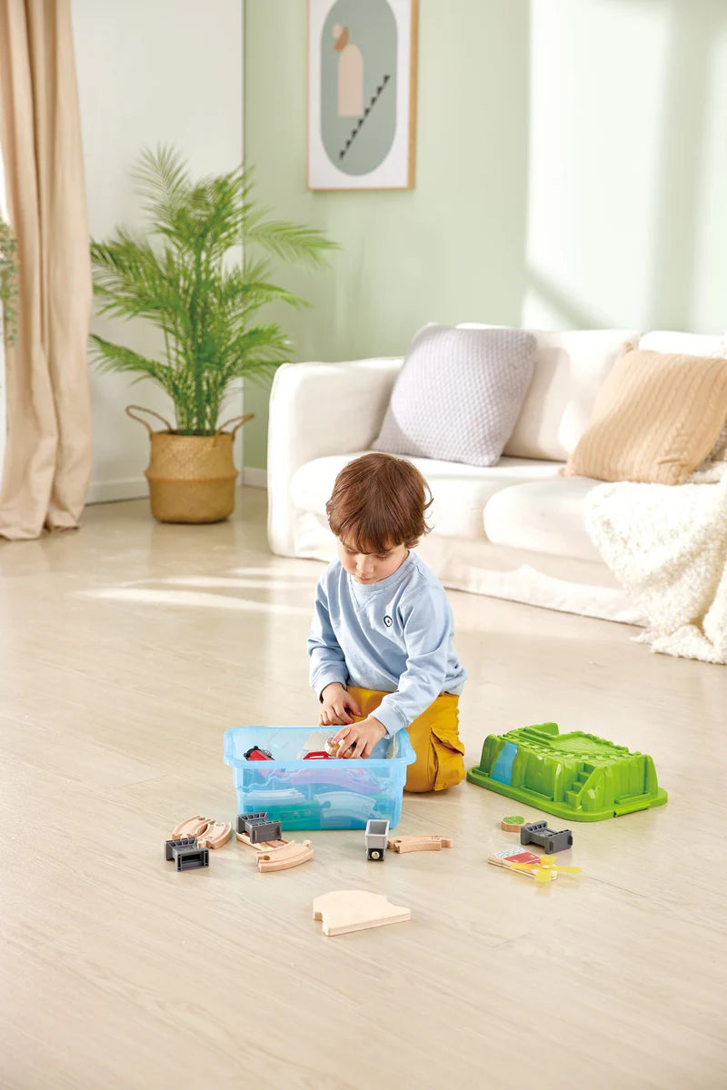 Countryside Train Bucket Set | Hape