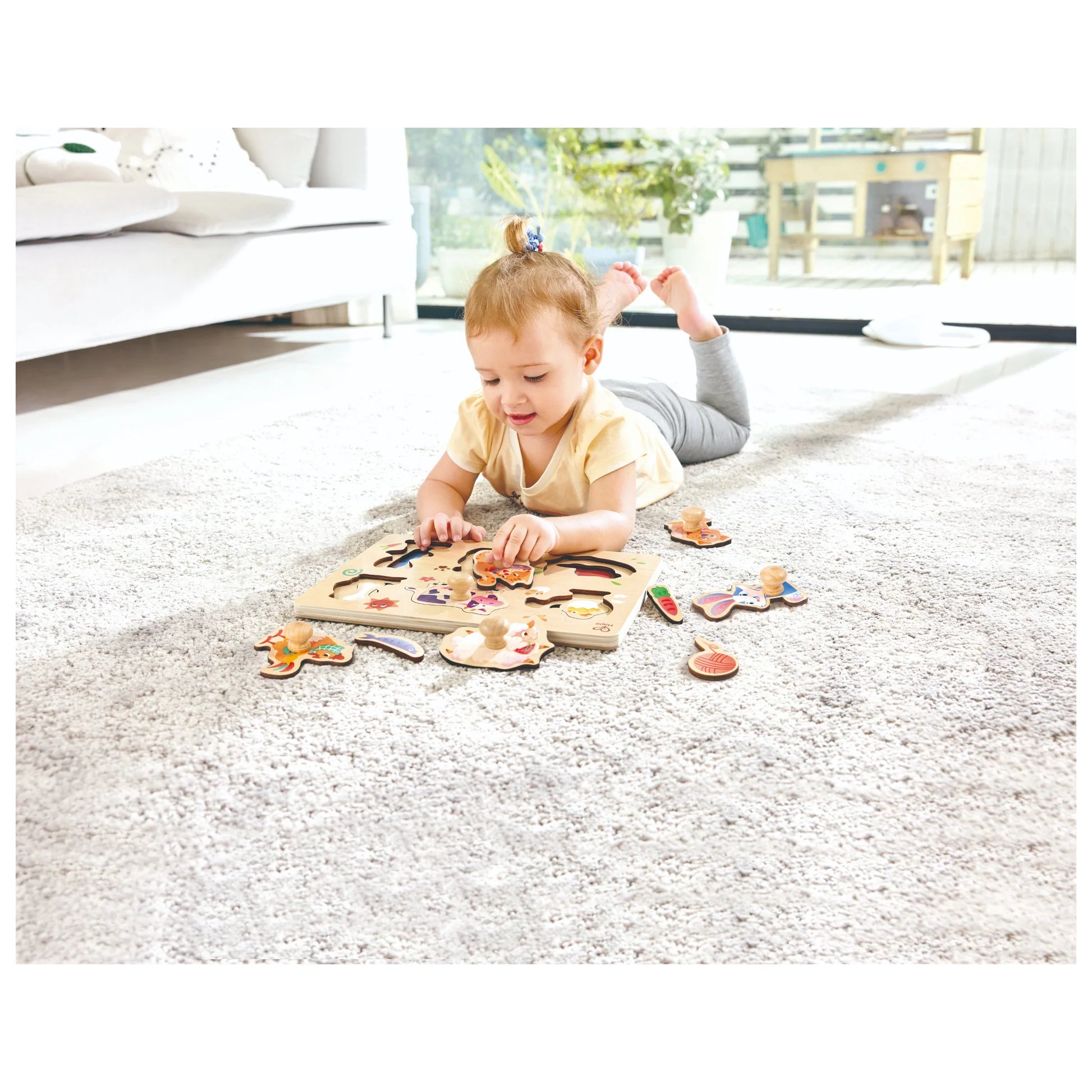 Farmyard Layer Puzzle | Hape