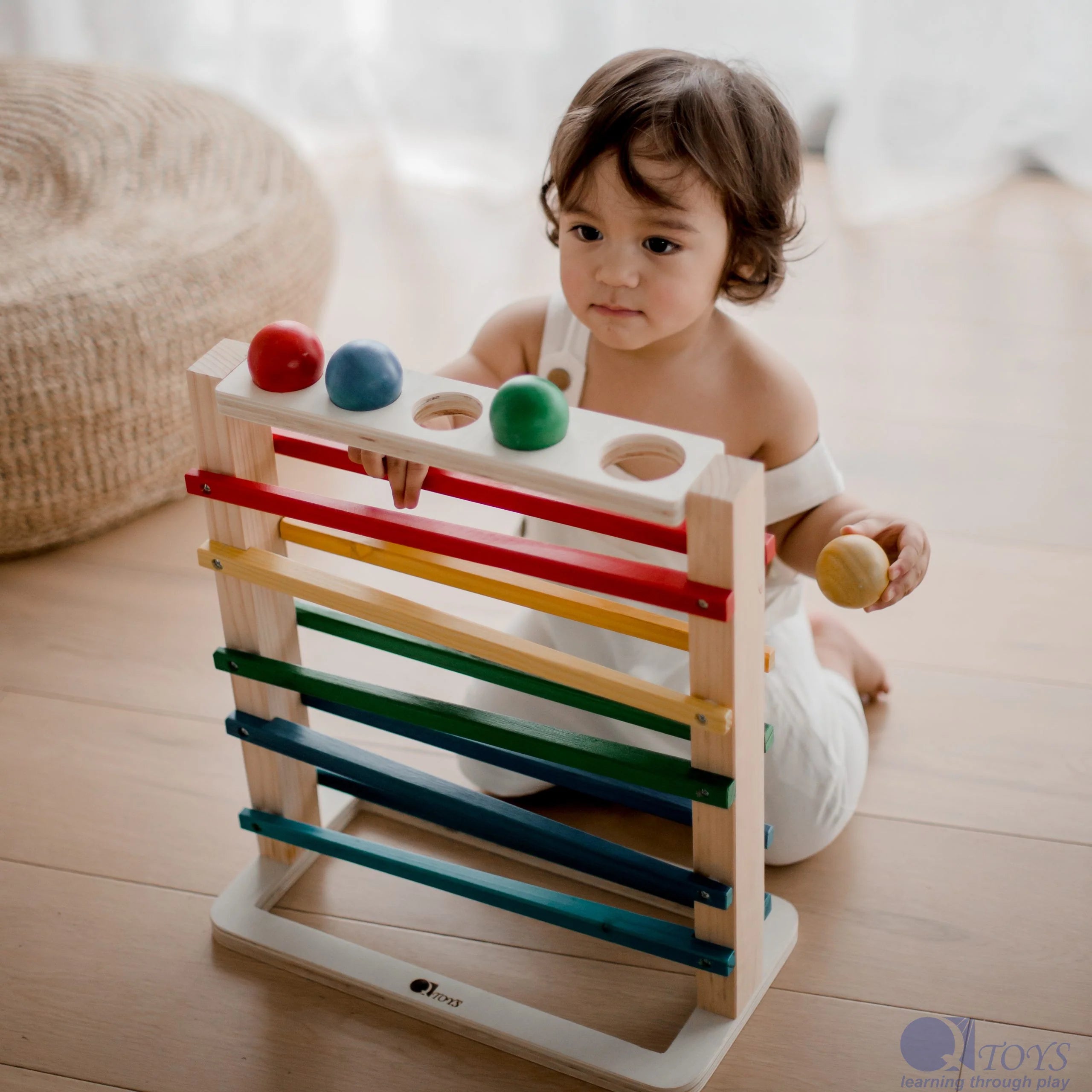 Track a Ball Rack | QToys