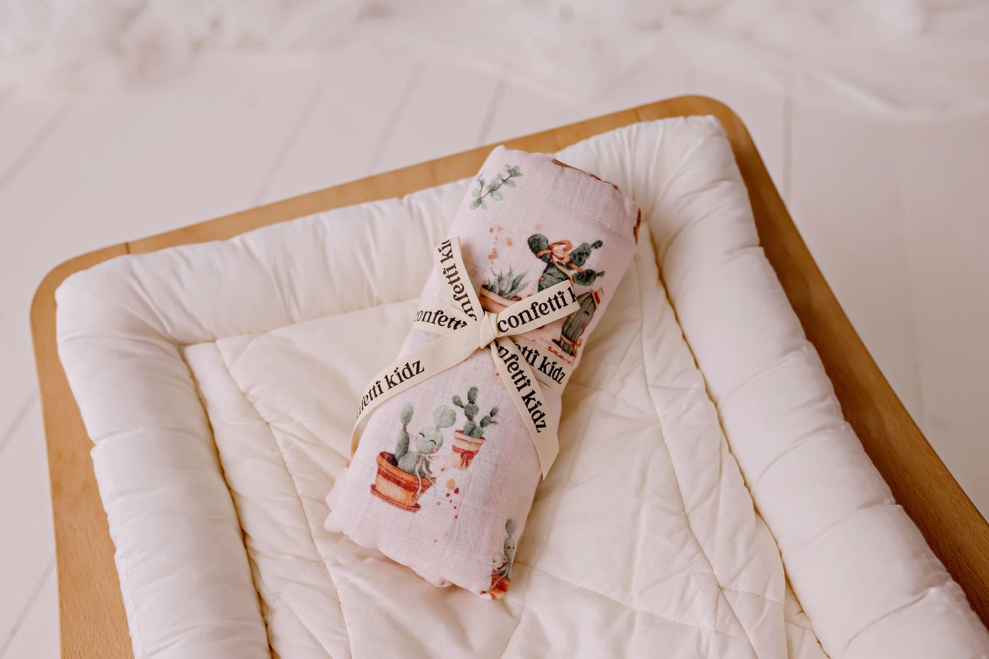 Happy Cactus - Organic Muslin Swaddle | Confetti Kidz