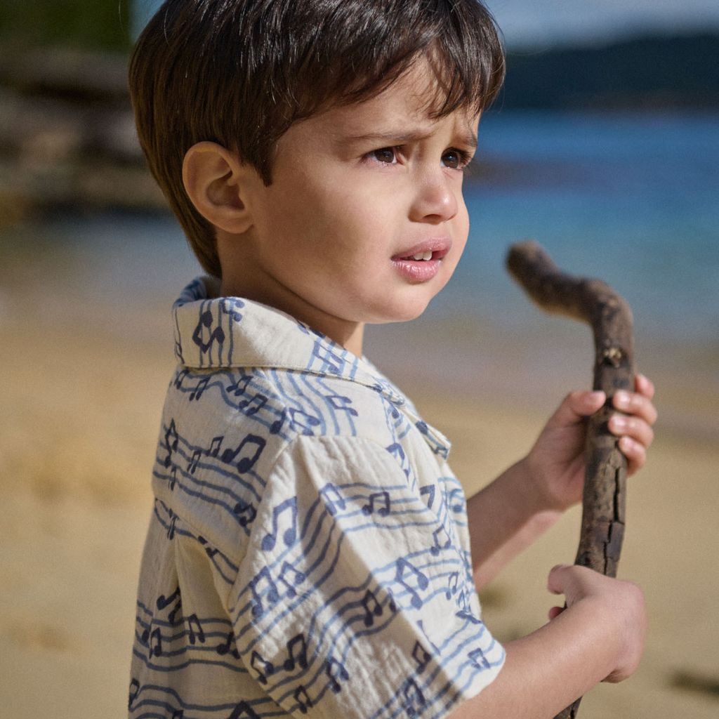 GUTHRIE SHIRT MUSLIN - Rhythm Print | Nature Baby
