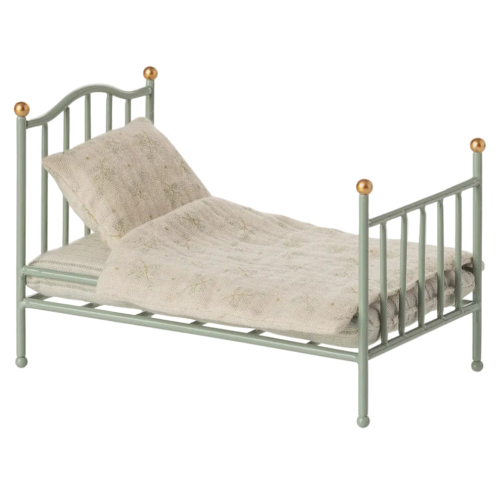 Vintage Single Bed Mouse - Mint | Maileg
