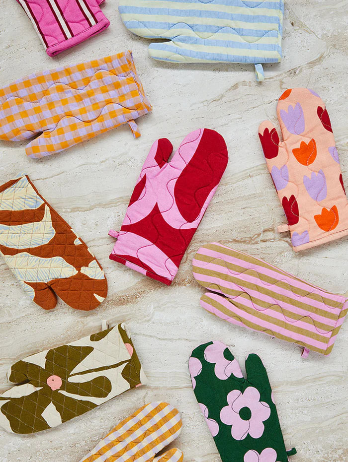 Tulip Fields Oven Mitt | Mosey Me