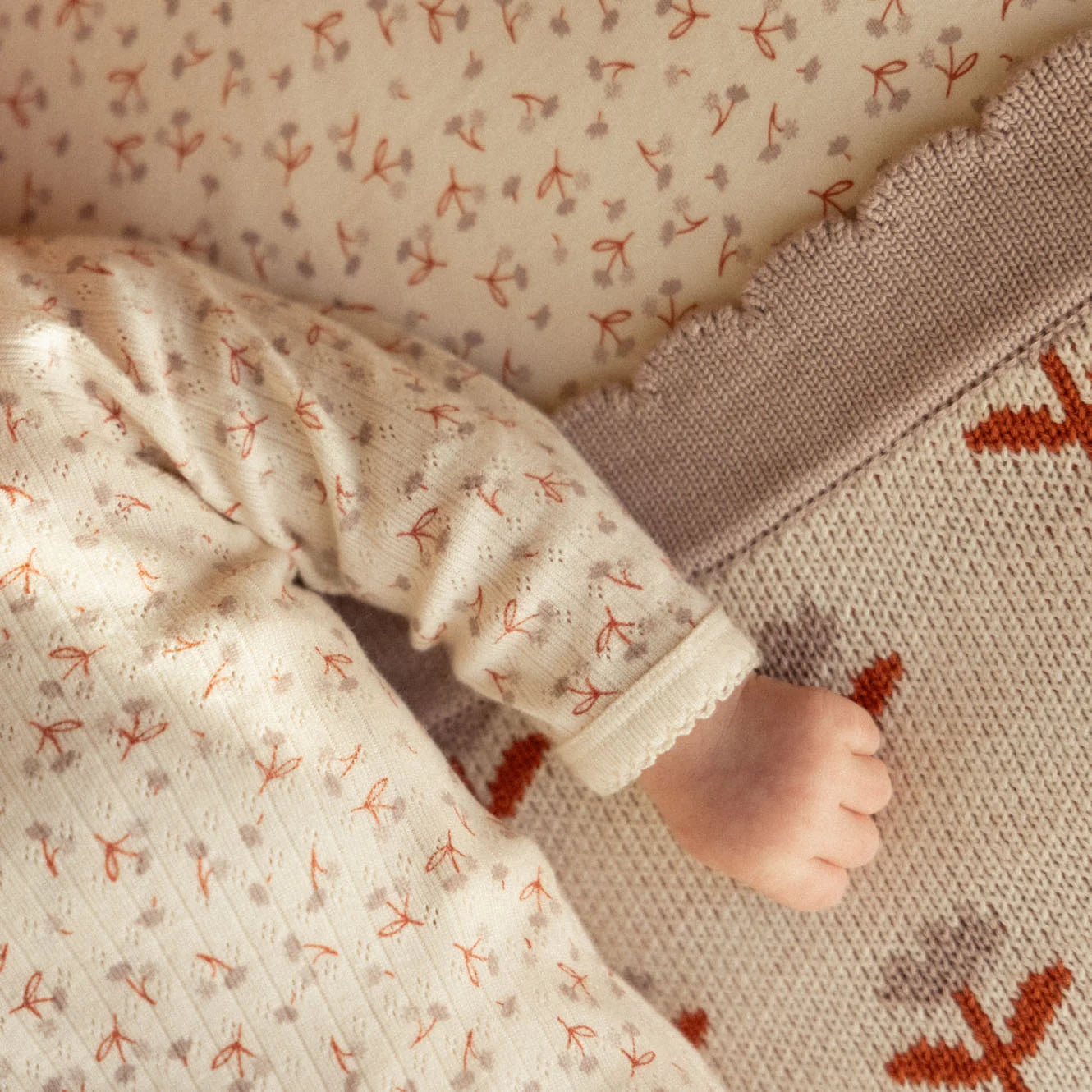 FITTED SHEET JERSEY - Dandelion Print - Bassinet | Nature Baby
