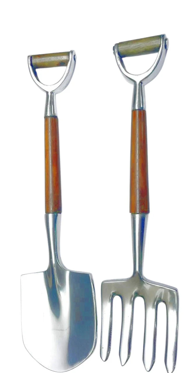 Garden Spade Salad Servers | Blue Goose