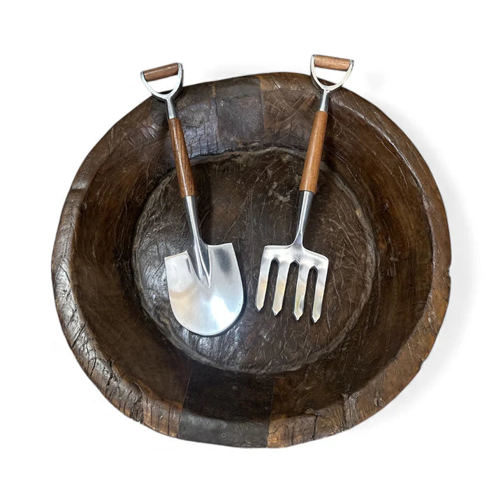 Garden Spade Salad Servers | Blue Goose