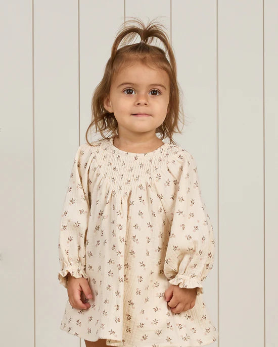 V SMOCKED DRESS || HOLLY  BERRY | Quincy Mae