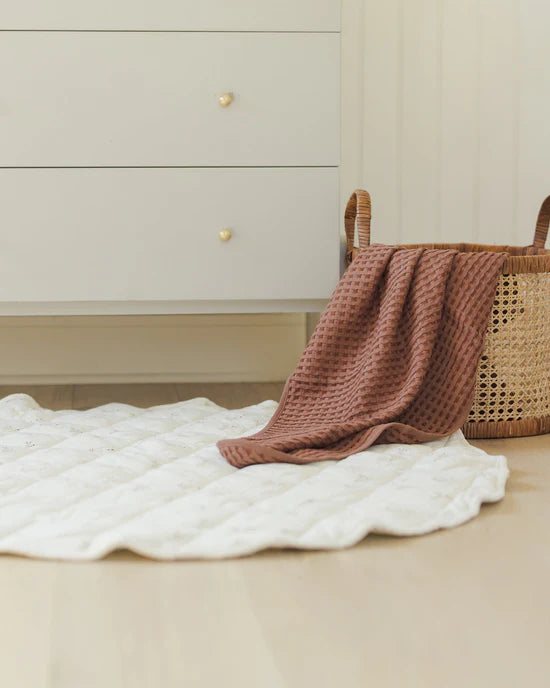 BABY PLAY MAT || BUNNIES | Quincy Mae