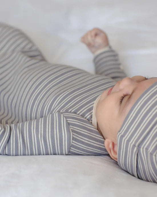 Knotted Baby Gown + Hat Set Slate Microstripe OS | Quincy Mae