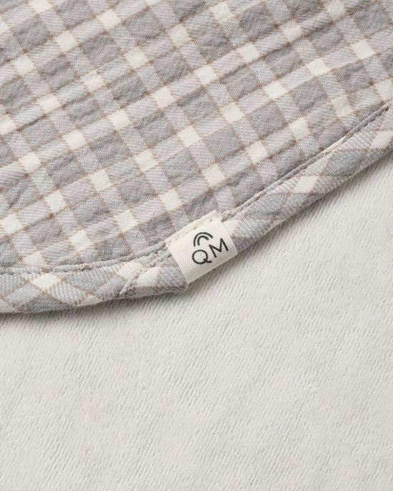 BURP CLOTH, 2 PACK WINTER BERRY, BLUE GINGHAM - CLOUD | Quincy Mae