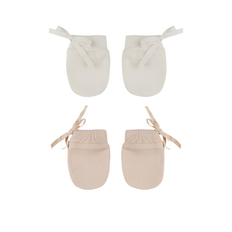 NO SCRATCH MITTENS, SET OF 2 || IVORY, SHELL | Quincy Mae