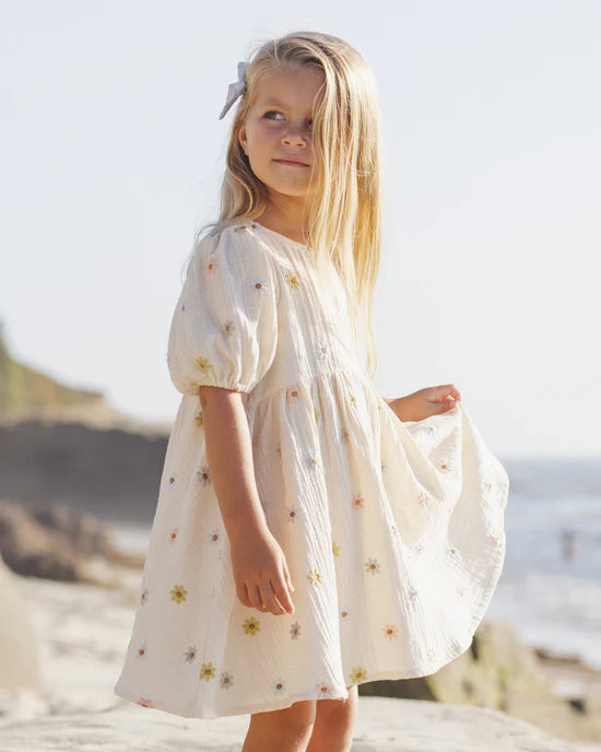 Marley Dress - Embroidered Daisies - Natural | Rylee + Cru