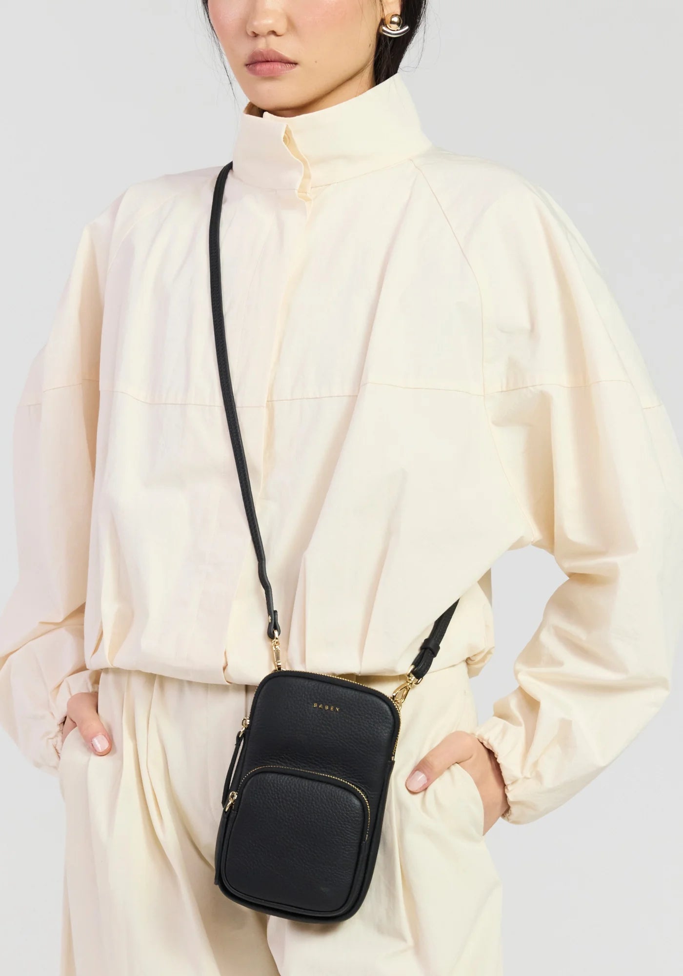 Nikko Luxe Pocket Phone Sling - Black Luxe | Saben