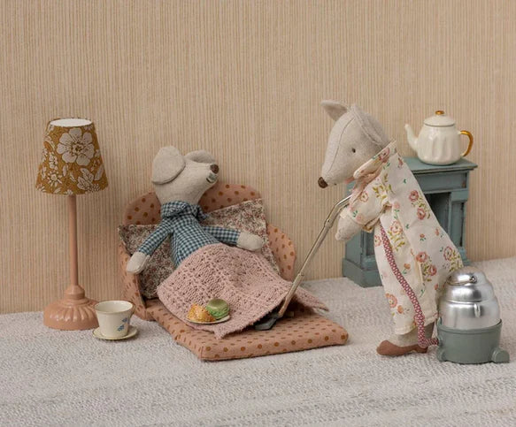 Sofa Bed Mouse Dots | Maileg