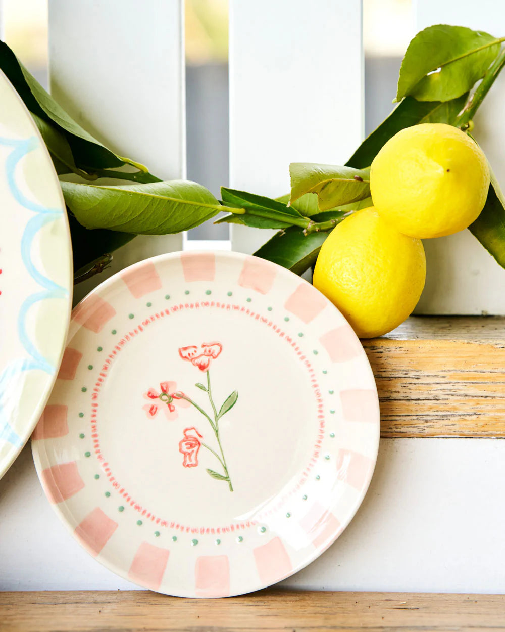 June's Garden Geranium Side Plate | Robert Gordon