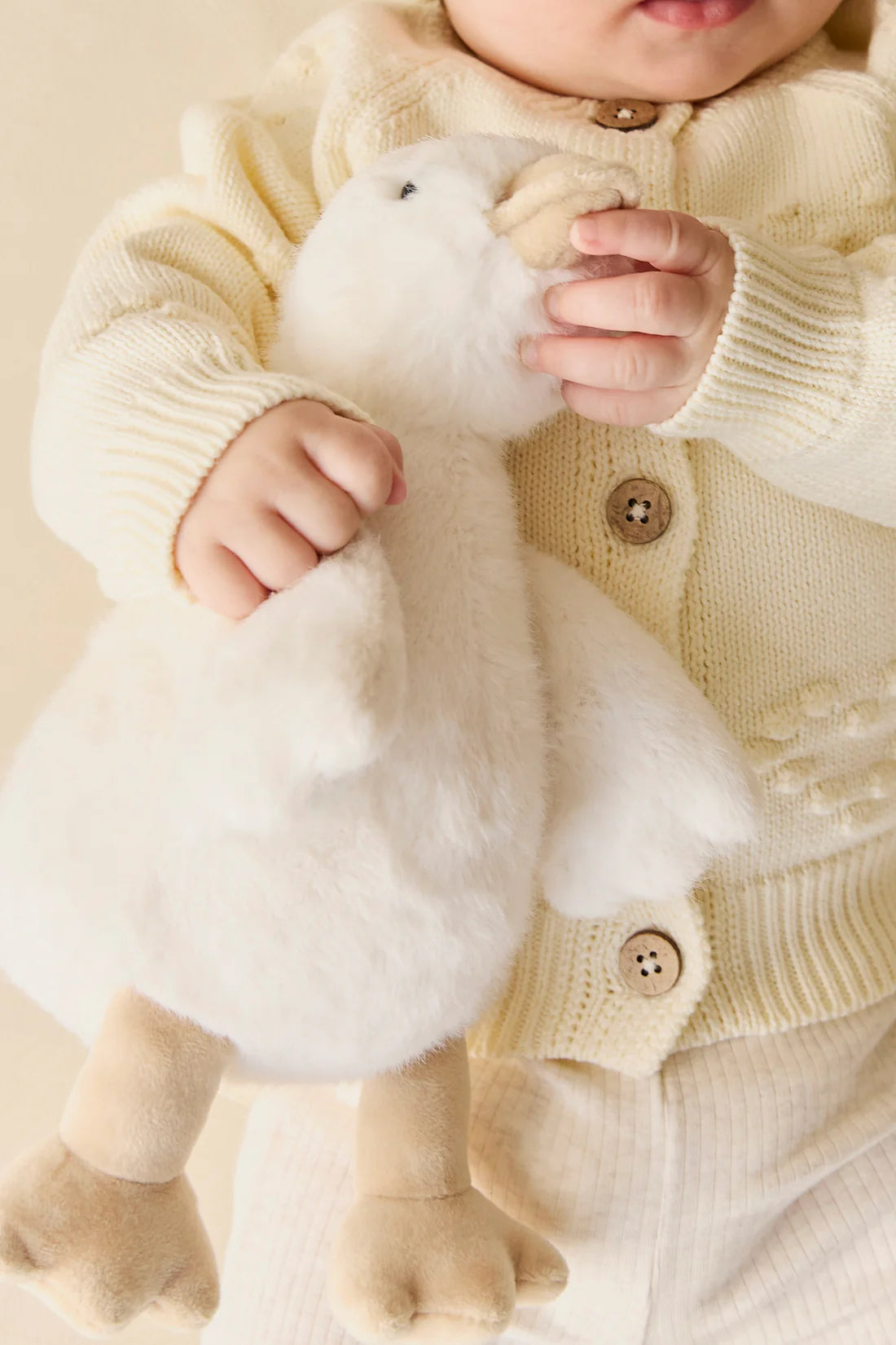 Snuggle Bunnies - Rose The Duck | Jamie Kay