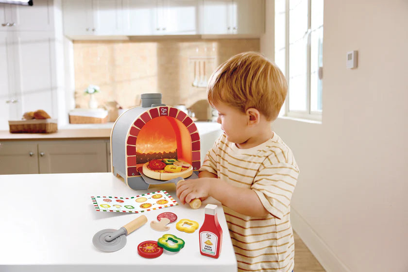 Light & Sizzle Pizza Oven Set | Hape