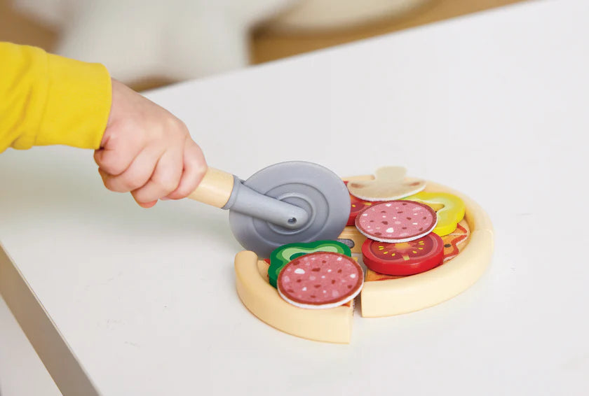 Light & Sizzle Pizza Oven Set | Hape