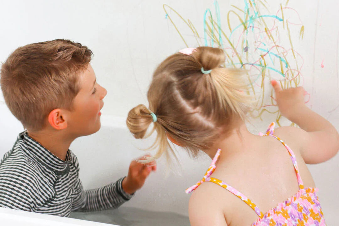 Bath Crayon Triangles 10pk | Honeysticks