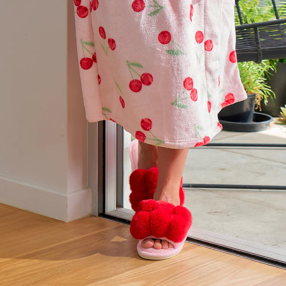 COSY LUXE Slippers Pom Pom - Cherry Red | Annabel Trends