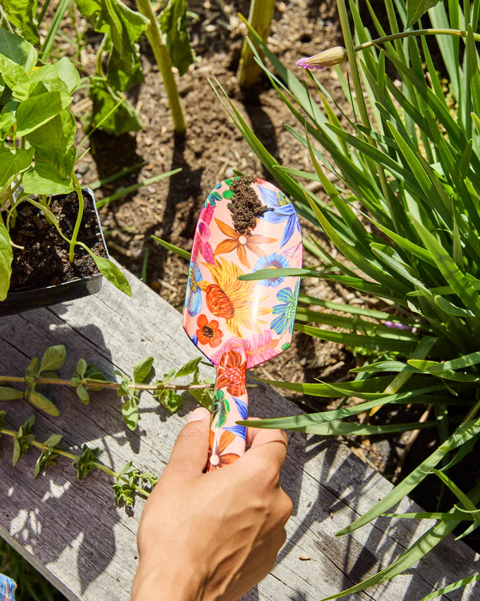 Wild Flowers In Bloom Garden Tools and Gloves Set | Kip & Co
