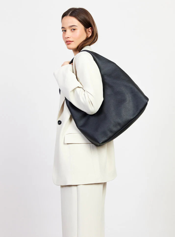 Kip Shoulder Bag - Black Lightly Milled | Saben