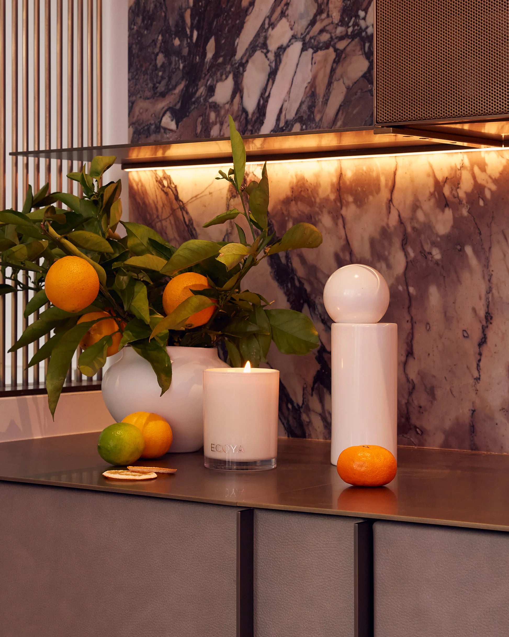 Mandarin Gin Madison Candle | Ecoya