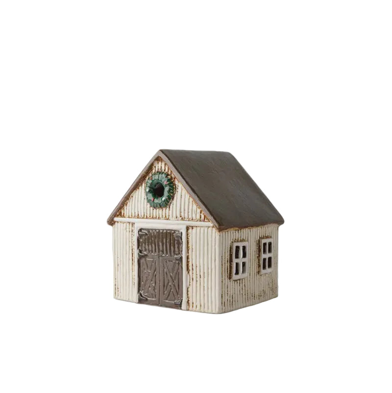 Nordgard Stable with Wreath | French Country