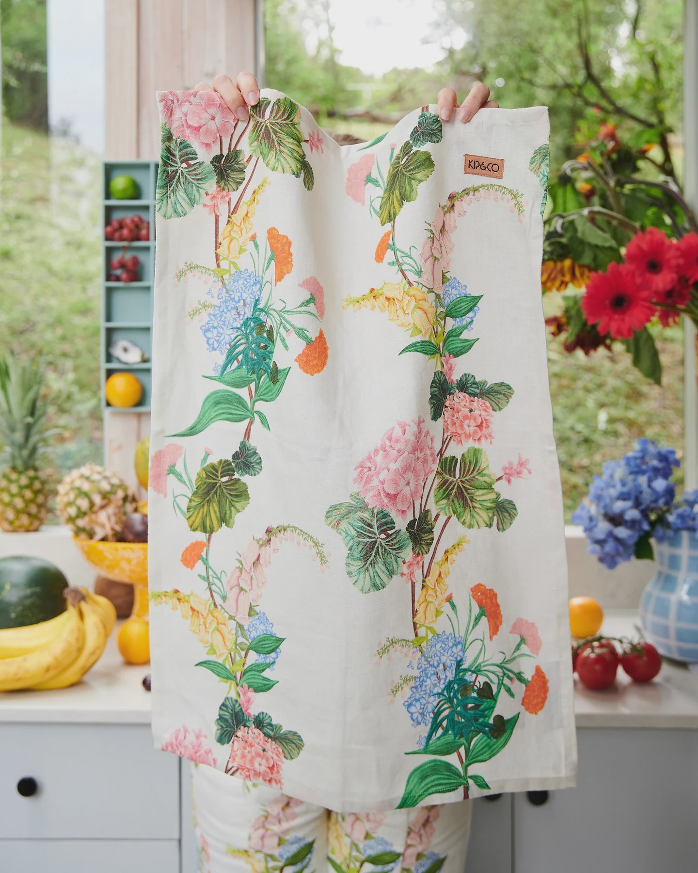 Bouquet Beauty Linen Tea Towel One Size | Kip & Co