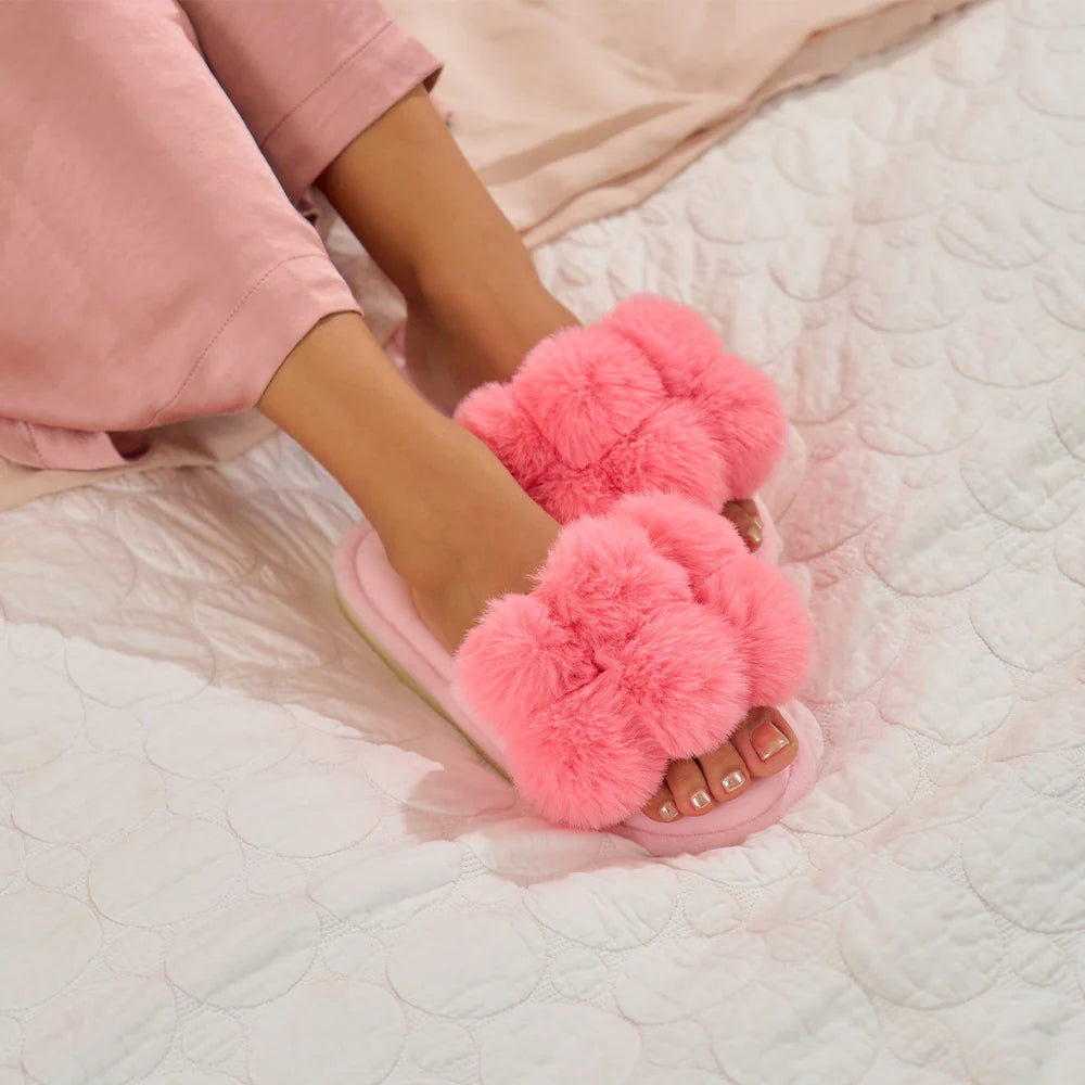COSY LUXE Slippers Pom Pom|| Shell Pink | Annabel Trends