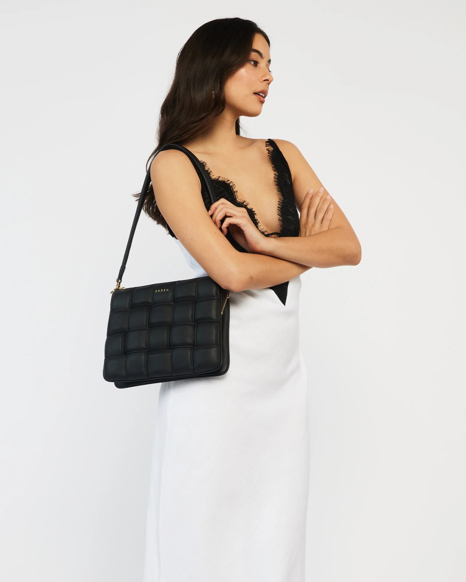 Matilda Shoulder Bag Black Woven | Saben