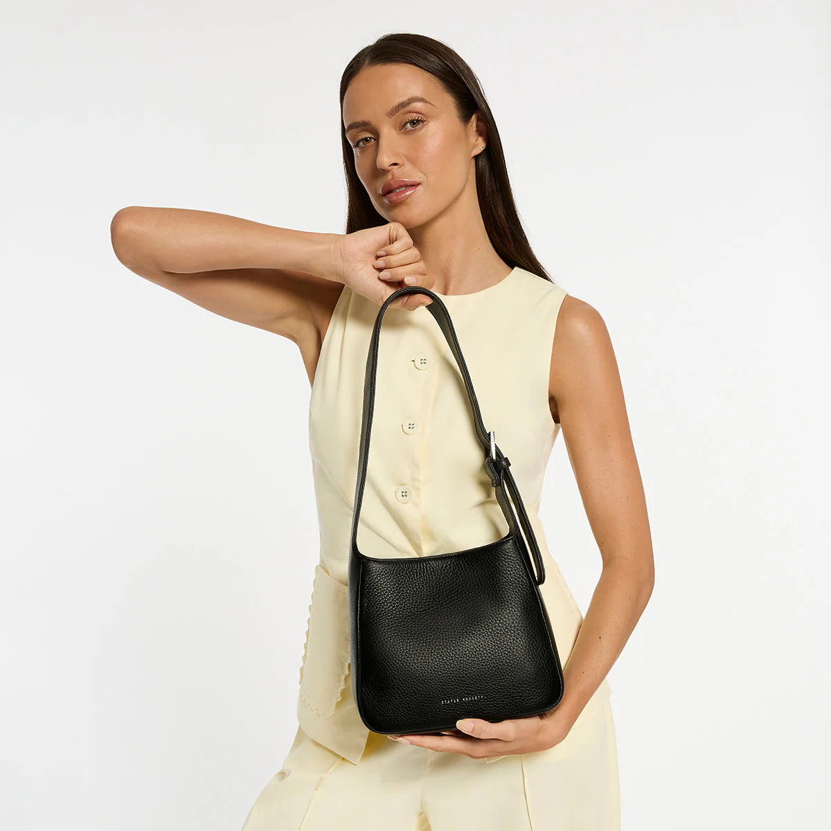 Slipping Away Bag - Black| Status Anxiety