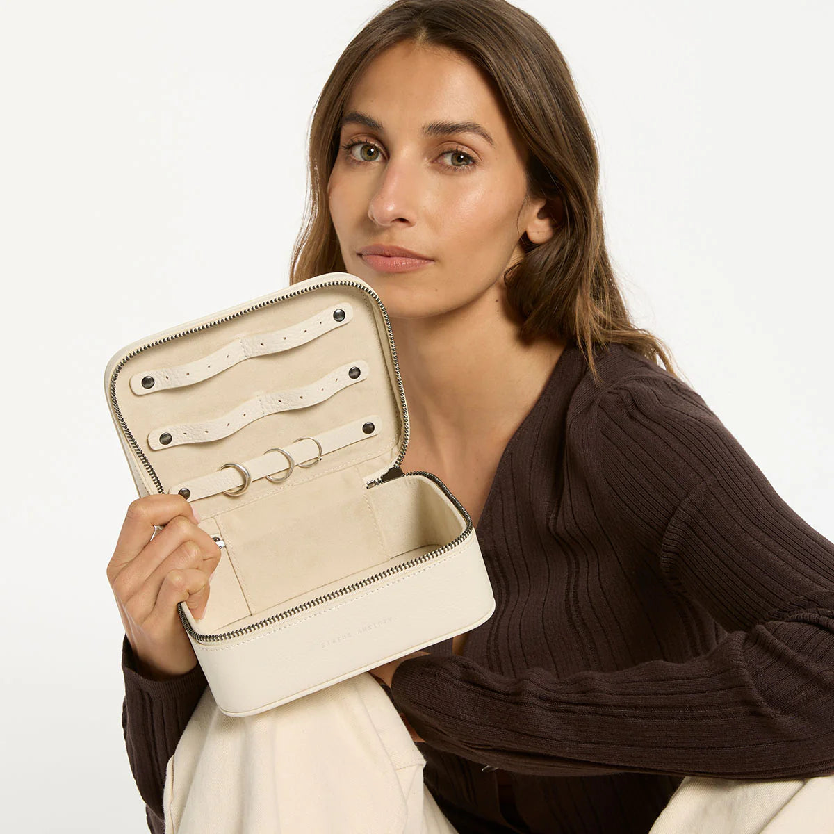 Shining Armour Jewellery Case - Chalk | Status Anxiety