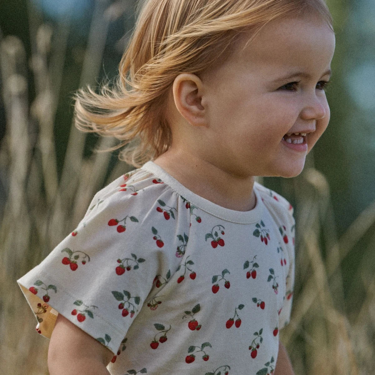 FAYE TEE. Strawberry Blush Print | Nature Baby