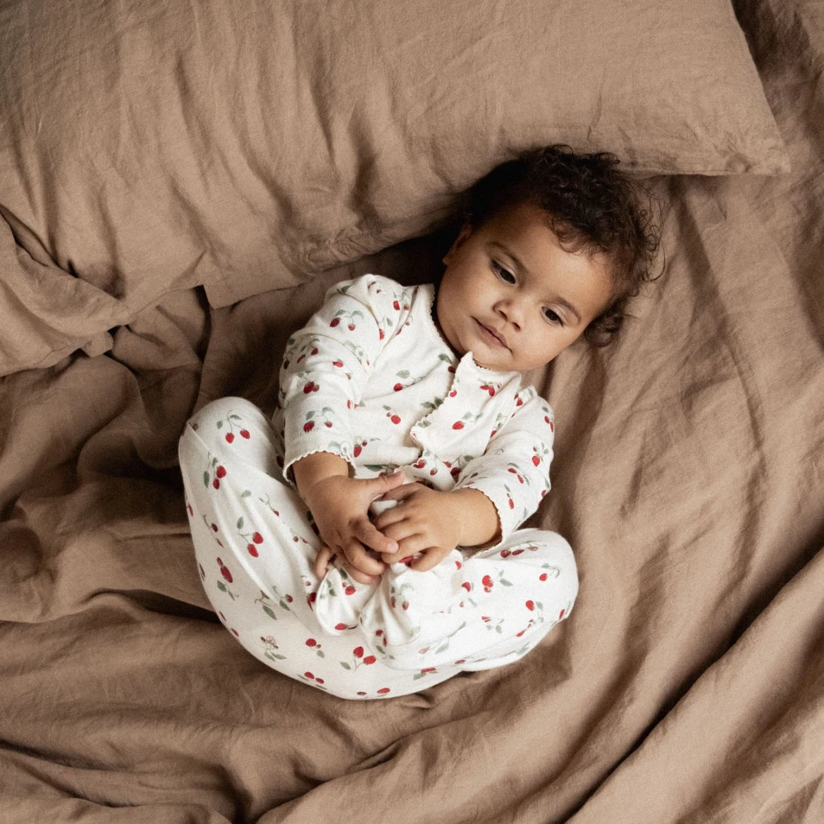 LUCY SUIT. Strawberry Blush Print | Nature Baby